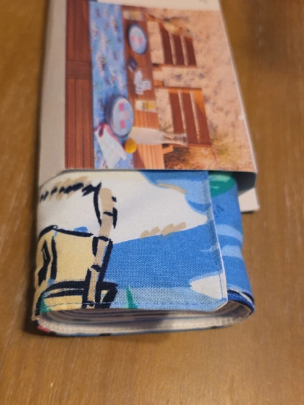 Vineyard Vines Blue Tropical Print Table Runner